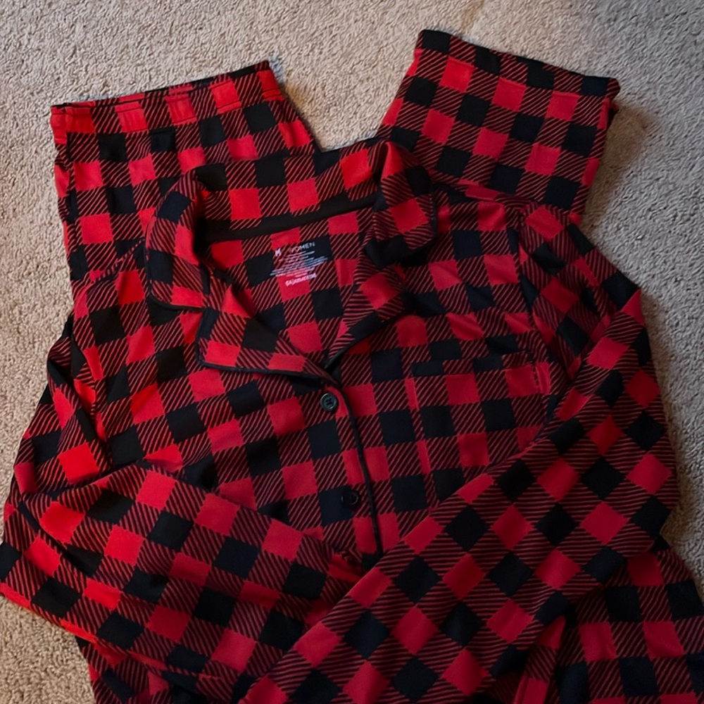 Ladies Lumberjack Plaid Pajama Set, Size M